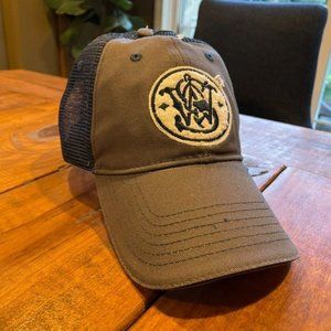 Gray Blue White Mesh Back Trucker Hat Cap Embroidered Logo NWOT